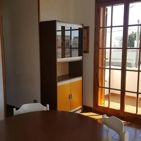 Trilocale 2 Livelli A 200mt Dal Mare 2 בית נופש